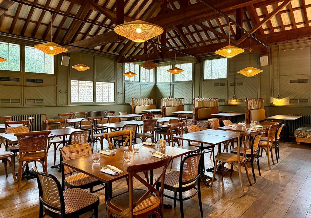 The Ridings At Theobalds Park Hotel Goff's Oak Bagian luar foto