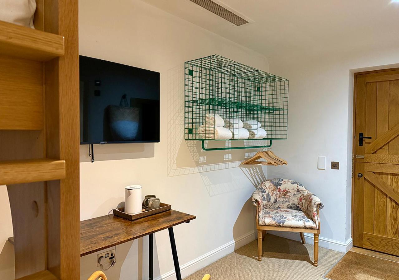 The Ridings At Theobalds Park Hotel Goff's Oak Bagian luar foto